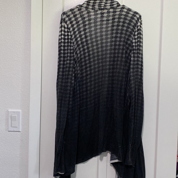 💜HOST PICK💜Lane Bryant Houndstooth Ombré Shark Bite Hem Open Drape Sweater - Picture 9 of 10